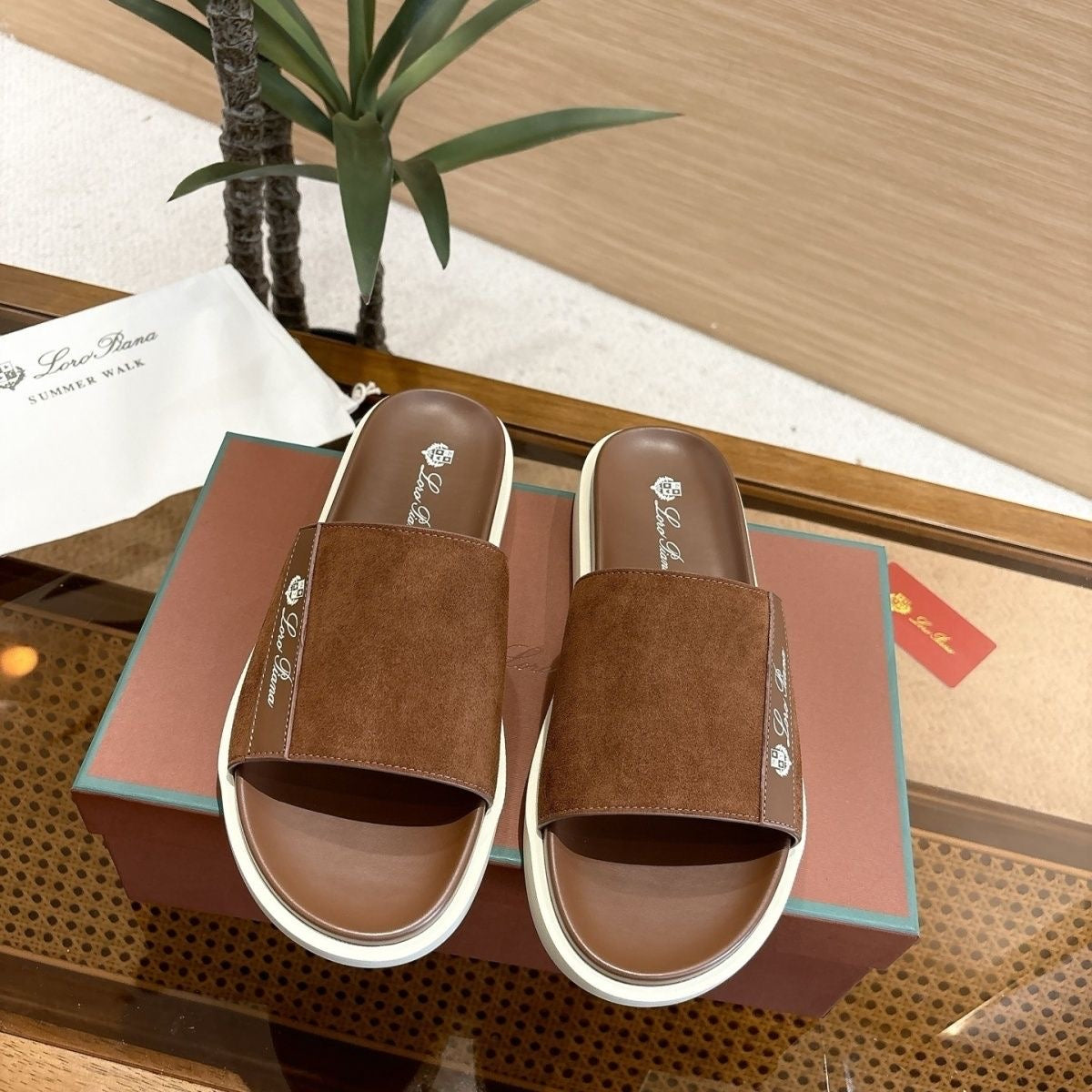 Sandales Premium en Cuir & Daim